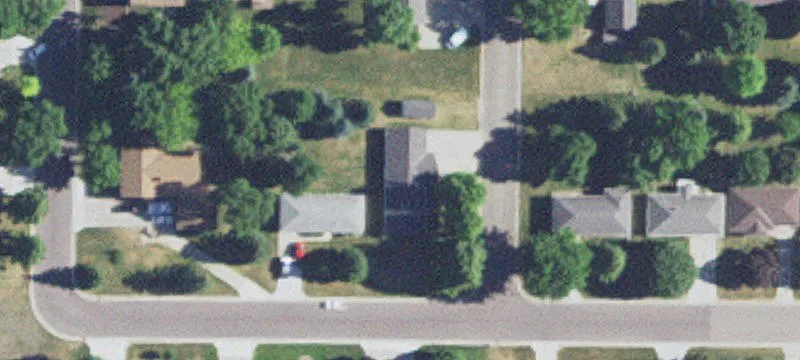 Mixed-Use Building with Apartment