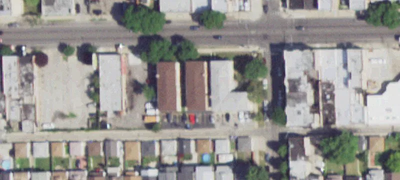 6-Unit Brick Apartment Building
