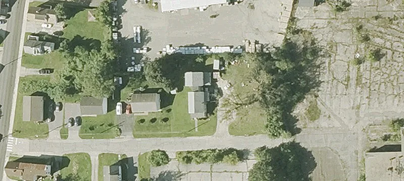 Duplex with Separate Utilities