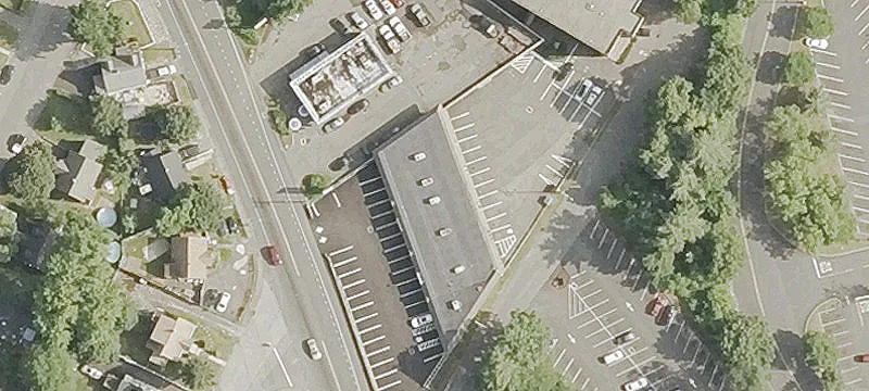 Standalone Storefront Building