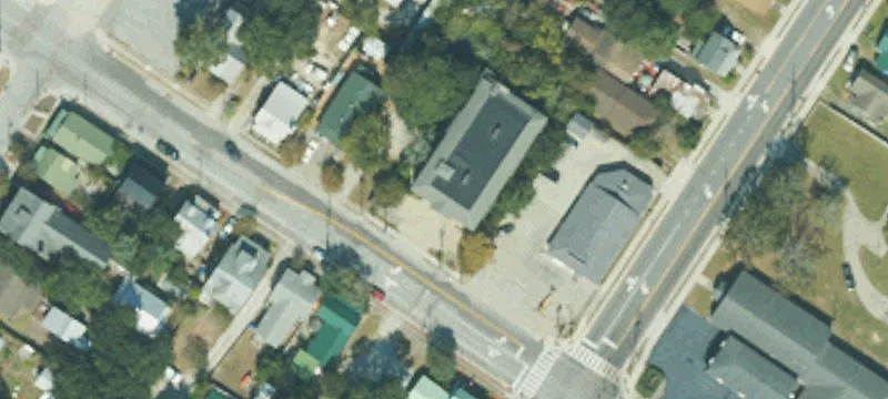 16-Suite Hotel with Covered Parking
