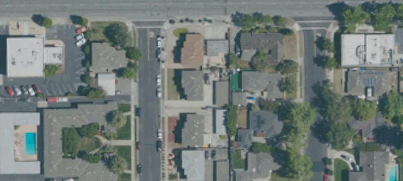 Fourplex with Mixed Unit Layout