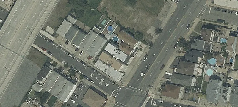 Triplex with Garage Parking