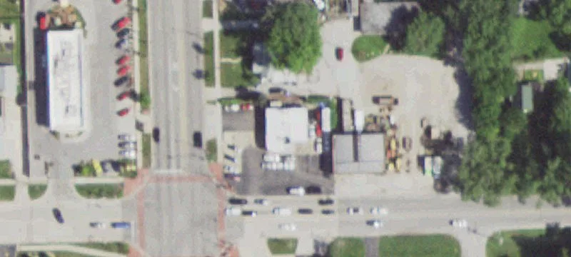 4-Bay Auto Repair Shop
