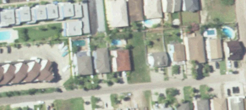 Remodeled Furnished Duplex with Pool