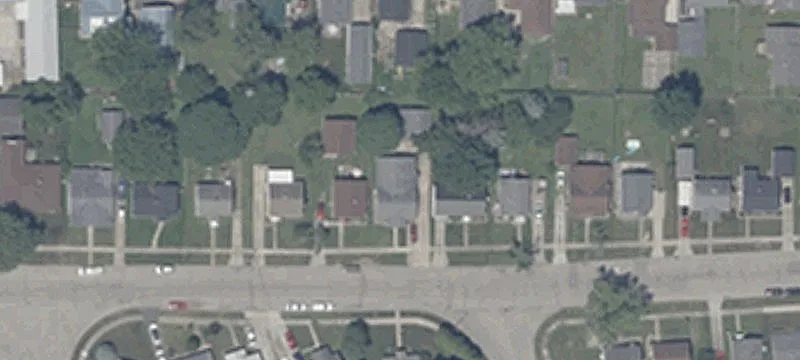 Two-Unit Duplex with Flexible Layout