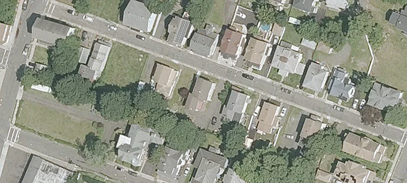 Duplex with Separate Utilities