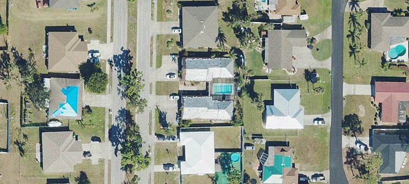 Updated Quadplex with Screened Pool