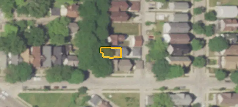 Duplex with Fenced Yard