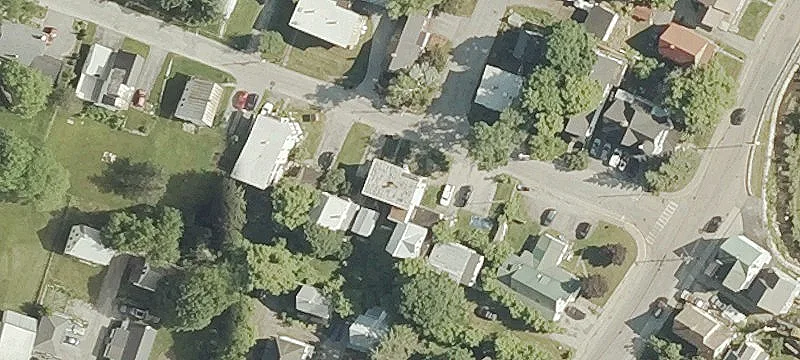Triplex with Private Backyard