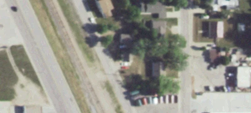 Three-Unit Property in Two Structures