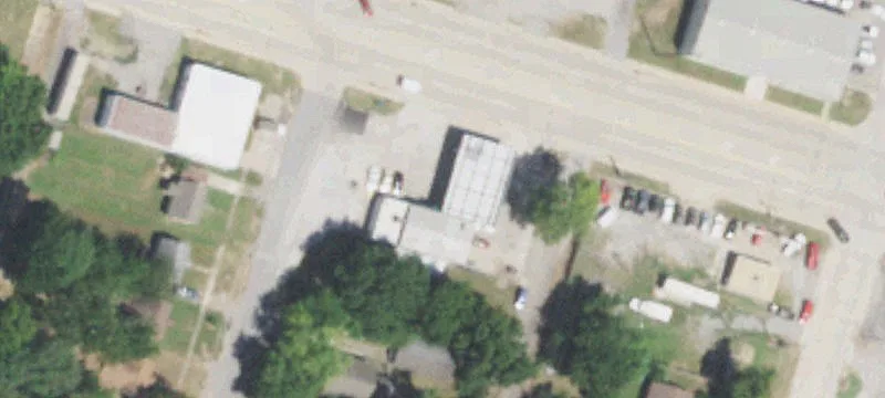 Highway-Facing Showroom Building