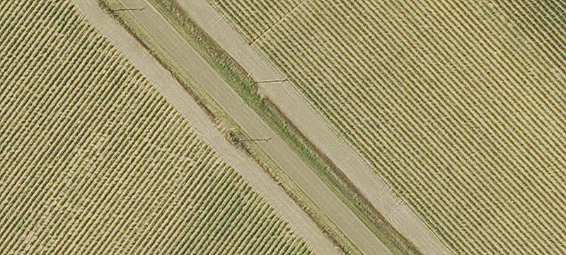 Commercial Land with Farmland Use