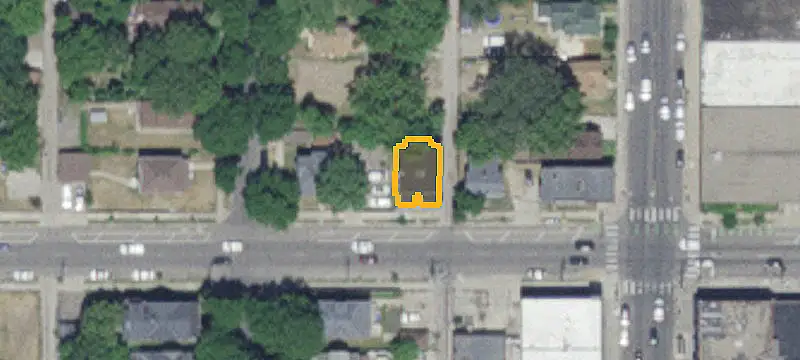Updated Quadplex with Parking
