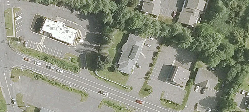 Fenced Triplex With Warehouse