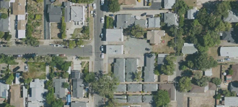 Mixed-Use Property with Clear Height
