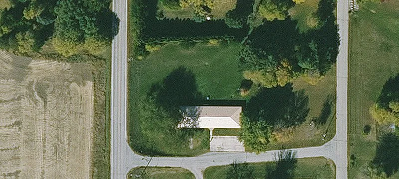 Vacant Fourplex with Shared Laundry