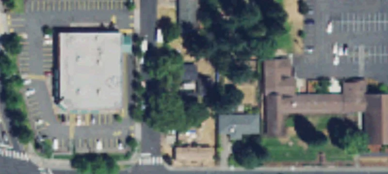 4-Unit Quadplex with Two Duplexes
