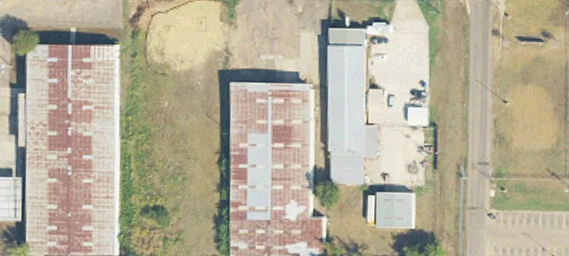 Distribution Center with Dock Doors