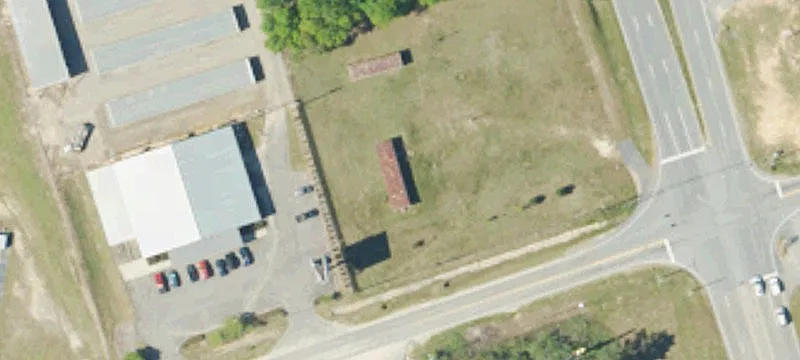 Level Commercial Land