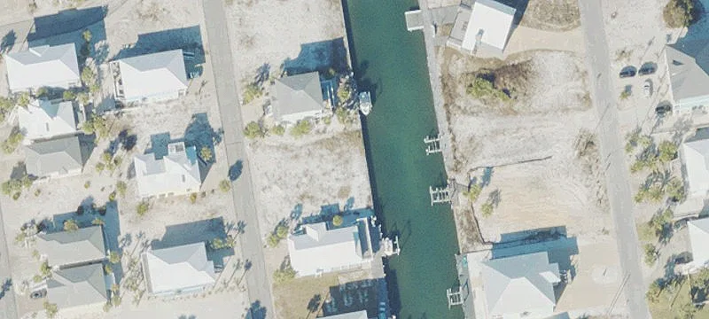 1422 Homeport Dr, Navarre Beach, FL 32566