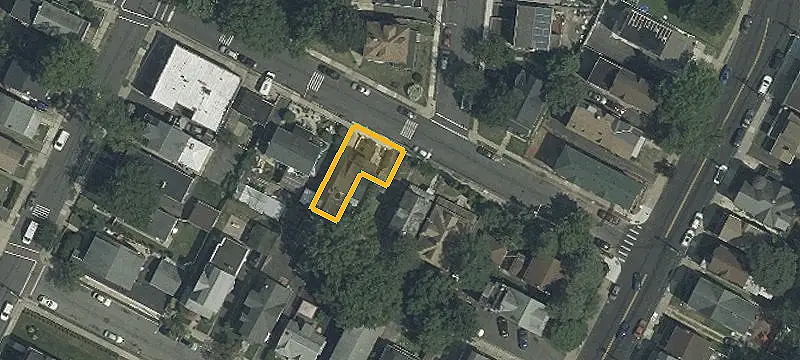 New Duplex with 2-Car Garage
