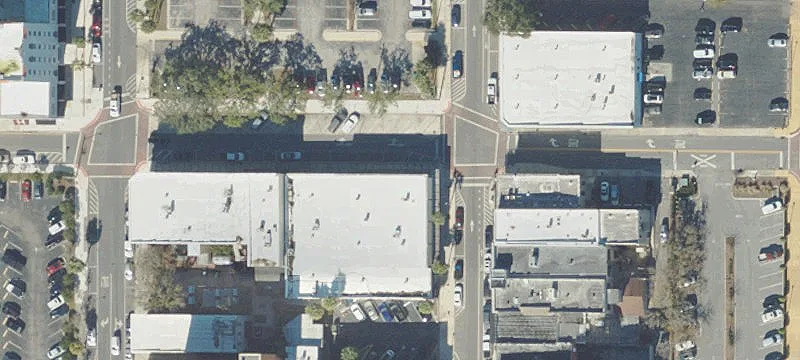 Updated Multi-Tenant Office Units