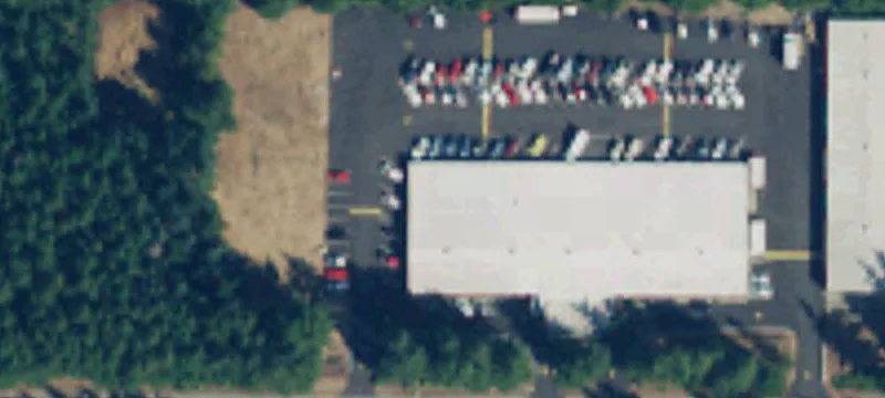 Manufacturing Building with 3-Phase Power