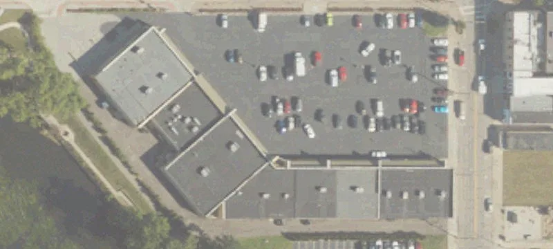 Multi-Tenant Shopping Center