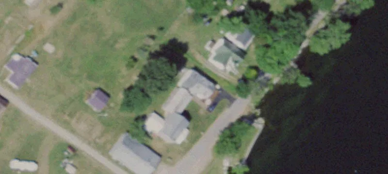 Lakeside Bar and Pub Property