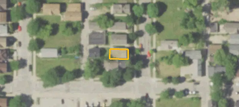 Duplex with Vacant Cottage
