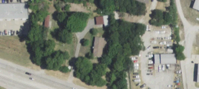 Commercial Land with Two Entrances