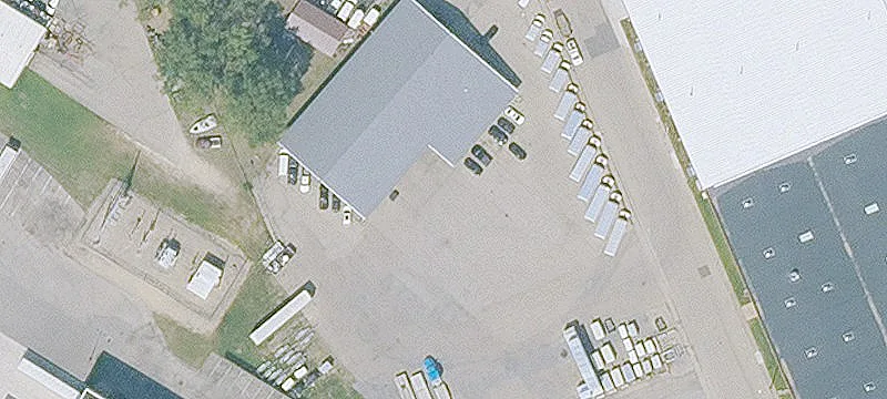 Cross-Dock Industrial Warehouse