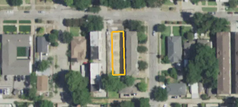5-Unit Townhome Apartment Building