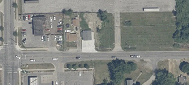 Office Unit with Concrete Parking