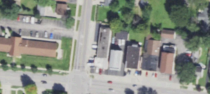 Multi-Unit Restaurant Building