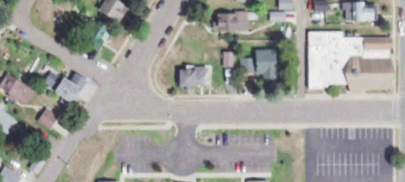 Updated Duplex Near North Twin Lake Beach