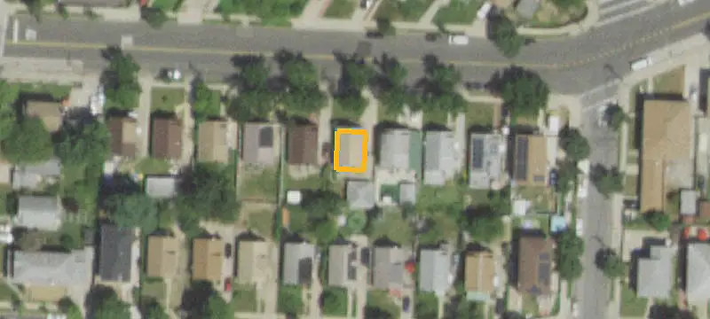 Renovated Duplex With Garage