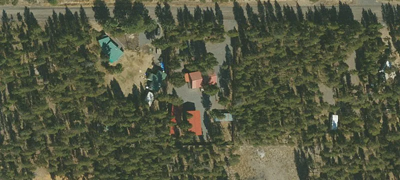 Recreation Land With Equipped Shop