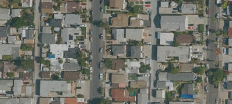 Triplex With Alley Access