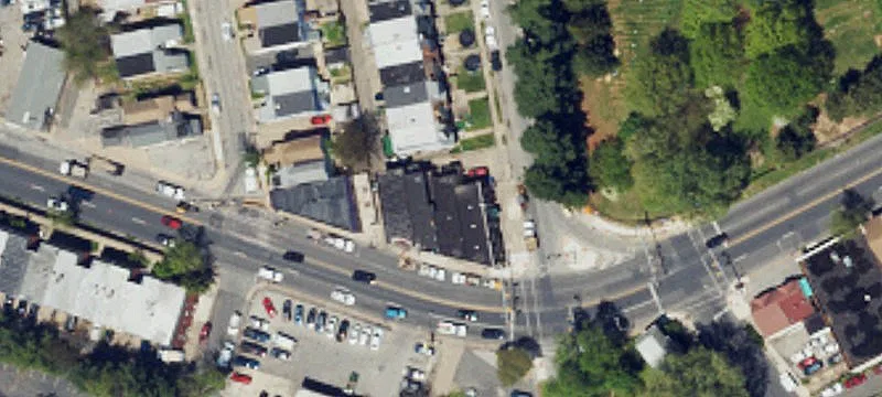 4-Unit Mixed-Use Property