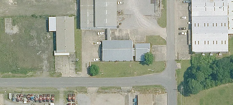 Flex Facility with High-Clear Warehouse