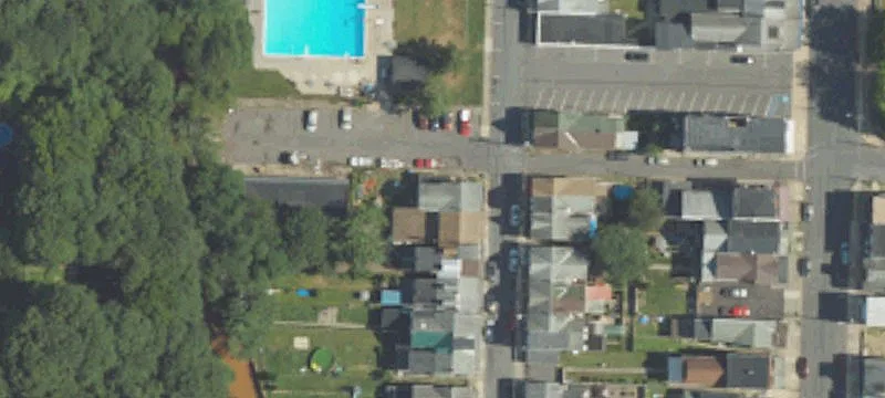 5-Bay Garage Property