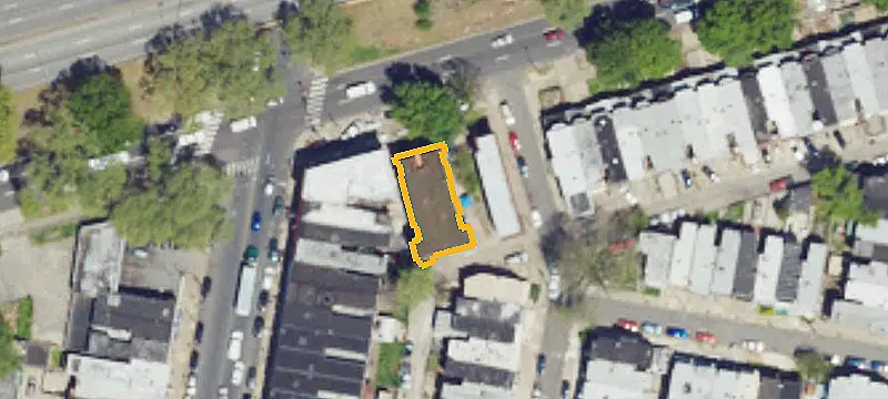 8-Unit Apartment Building