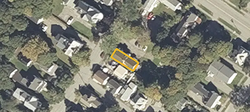 Updated 4-Unit Apartment Building