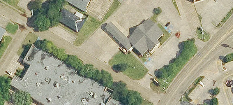 Office Building with Expansion Space