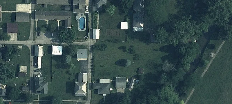 Mixed-Use Property with Retail Barn