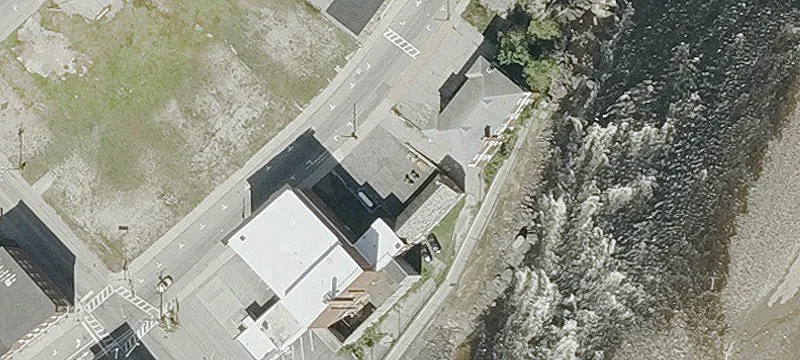 Restaurant Property with Living Quarters