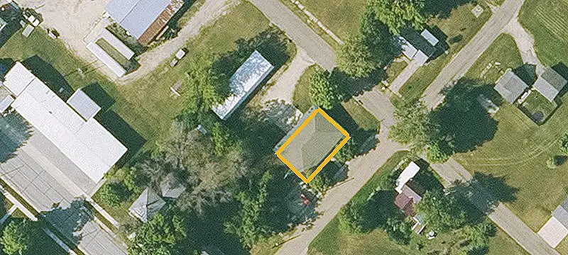Updated 8-Unit Apartment Building