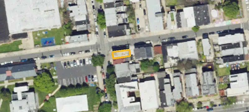 8-Unit Apartment Building